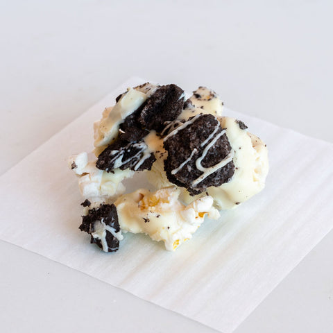 Milk and Cookies (Cookies 'n' Cream)